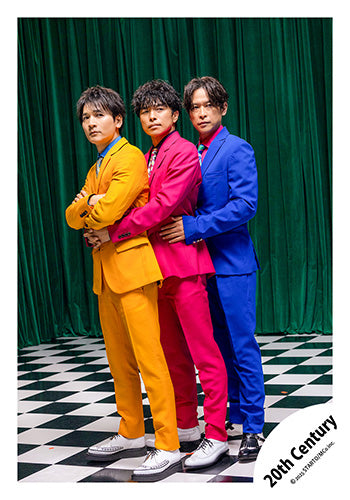 【No.20C25-002】Single「Never Give Up!」MV & jacket photo off-shot