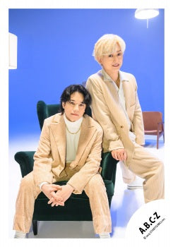 【No.ABC25-207】Album「CRAZY ROMANTIC!」MV & jacket photo off-shot