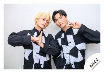 No.ABC25-209】Album「CRAZY ROMANTIC!」MV & jacket photo off-shot