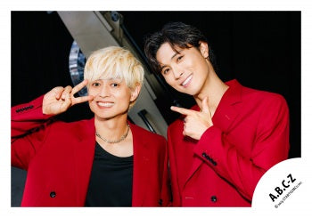 【No.ABC25-211】Album「CRAZY ROMANTIC!」MV & jacket photo off-shot