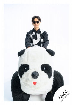 【No.ABC25-228】Album「CRAZY ROMANTIC!」MV & jacket photo off-shot