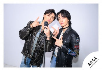 【No.ABC25-294】「A.B.C-Z Concert Tour 2025 CRAZY ROMANTIC!」Goods off-shot