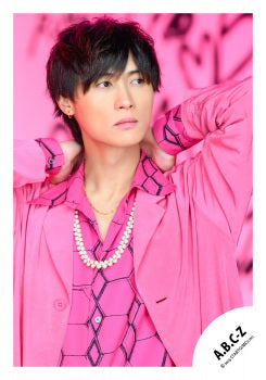 【No.ABC25-301】「A.B.C-Z Concert Tour 2025 CRAZY ROMANTIC!」Goods off-shot