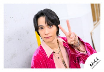 【No.ABC25-308】「A.B.C-Z Concert Tour 2025 CRAZY ROMANTIC!」Goods off-shot