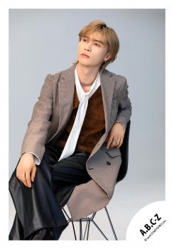 【No.ABC26-188】「A.B.C-Z Concert Tour 2026 The Way of L.O.V-E」Goods off-shot