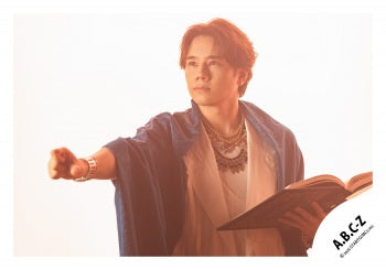 【No.ABC26-219】「A.B.C-Z Concert Tour 2026 The Way of L.O.V-E」Goods off-shot