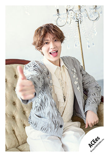 【No.ACE25-061】「ACEes Arena Tour 2025 PROLOGUE」Goods off-shot