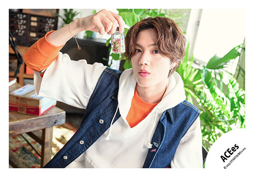 【No.ACE25-064】「ACEes Arena Tour 2025 PROLOGUE」Goods off-shot