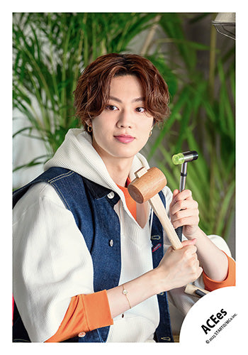 【No.ACE25-068】「ACEes Arena Tour 2025 PROLOGUE」Goods off-shot