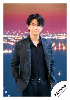 【No.AGP26-156】「Ae! group LIVE TOUR 2026 Runway」Goods off-shot