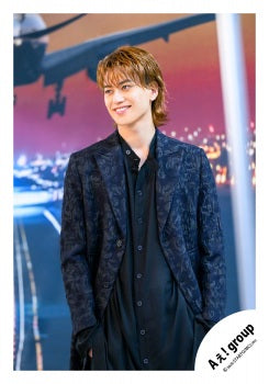 【No.AGP26-187】「Ae! group LIVE TOUR 2026 Runway」Goods off-shot