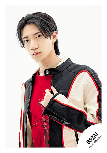 【No.BZI25-147】「B&ZAI LIVE 2025 First Beat」Goods off-shot