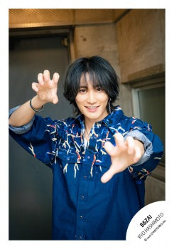 【No.BZI26-163】Profile photo off-shot 2026