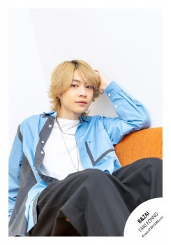 【No.BZI26-172】Profile photo off-shot 2026