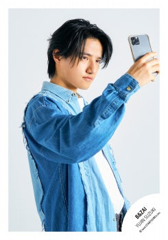 【No.BZI26-192】Profile photo off-shot 2026