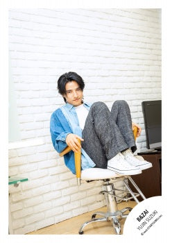 【No.BZI26-194】Profile photo off-shot 2026
