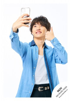 【No.BZI26-205】Profile photo off-shot 2026