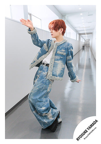 【No.HSJ25-132】Ryosuke YAMADA Album「RED」MV & jacket photo off-shot