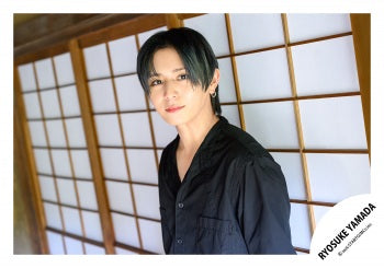 No.HSJ26-012】Ryosuke YAMADA SINGLE「Blue Noise」MV & jacket photo