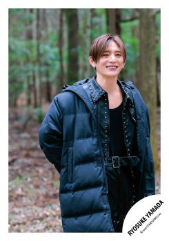 【No.HSJ26-245】Ryosuke YAMADA Album「Are You Red.Y?」MV & jacket photo off-shot