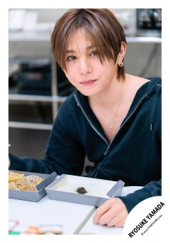 【No.HSJ26-248】Ryosuke YAMADA Album「Are You Red.Y?」MV & jacket photo off-shot