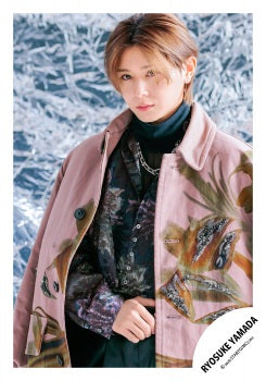 【No.HSJ26-271】Ryosuke YAMADA Album「Are You Red.Y?」MV & jacket photo off-shot