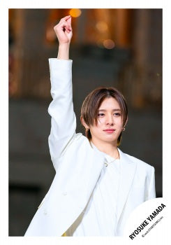 【No.HSJ26-281】Ryosuke YAMADA Album「Are You Red.Y?」MV & jacket photo off-shot