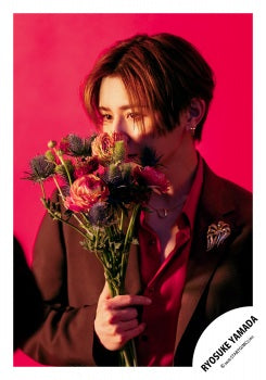 【No.HSJ26-418】「Ryosuke Yamada DOME TOUR 2026 Are You Red.Y?」Goods off-shot