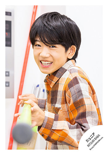【No.JR25-1104】Profile photo off-shot 2025