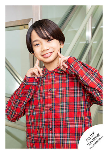 【No.JR25-1176】Profile photo off-shot 2025