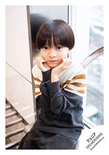 【No.JR25-1180】Profile photo off-shot 2025