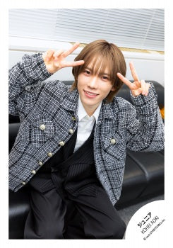 【No.JR26-332】Profile photo off-shot 2026