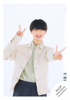 【No.JR26-442】Profile photo off-shot 2026