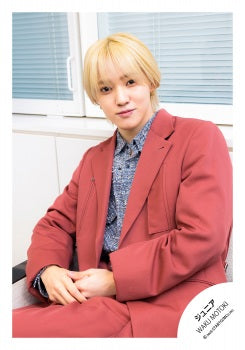 【No.JR26-472】Profile photo off-shot 2026