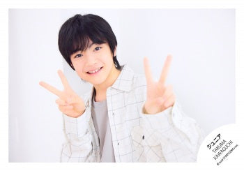 【No.JR26-565】Profile photo off-shot 2026