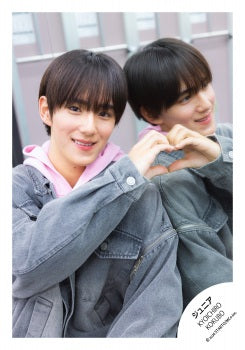 【No.JR26-582】Profile photo off-shot 2026