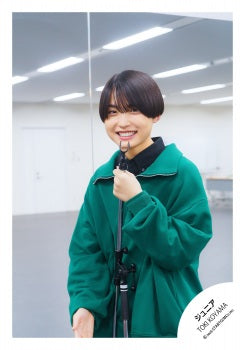 【No.JR26-597】Profile photo off-shot 2026