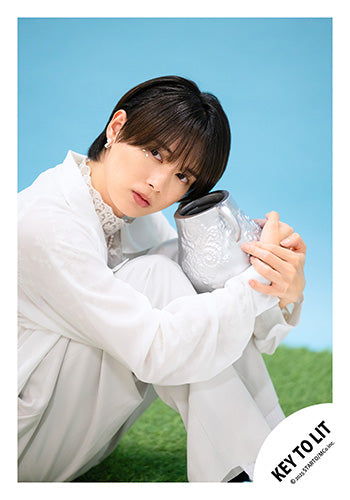 【No.KEY25-075】「KEY TO LIT Arena Tour 2025 WAKE UP THE FOOL」Goods off-shot