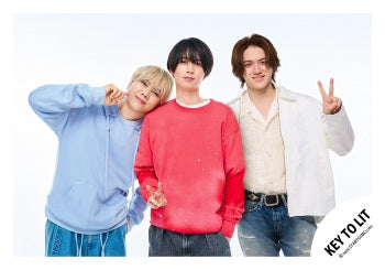 【No.KEY26-056】Profile photo off-shot 2026