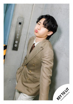 【No.KEY26-136】「KEY TO LIT Arena Tour 2026 NEO CLASSICS」goods off-shot