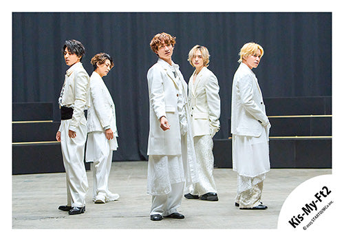 【No.KMF25-002】Single「Curtain call」MV,jacket & Special video off-shot