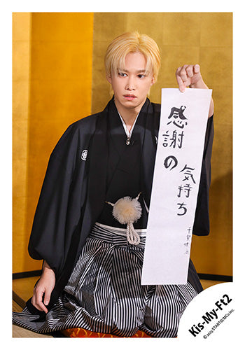 【No.KMF25-022】Single「Curtain call」MV,jacket & Special video off-shot