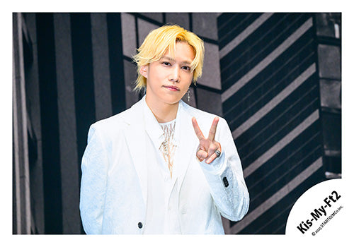 【No.KMF25-026】Single「Curtain call」MV,jacket & Special video off-shot