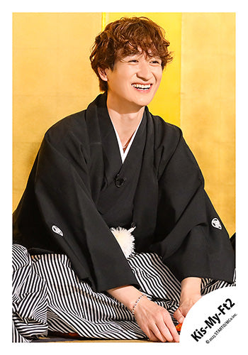 【No.KMF25-048】Single「Curtain call」MV,jacket & Special video off-shot