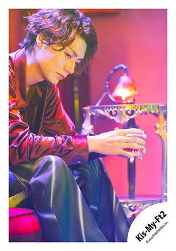 【No.KMF25-057】Single「Curtain call」MV,jacket & Special video off-shot