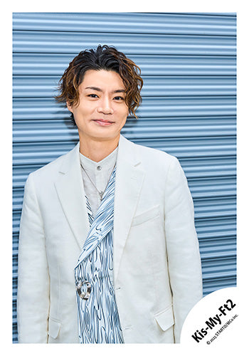 【No.KMF25-063】Single「Curtain call」MV,jacket & Special video off-shot