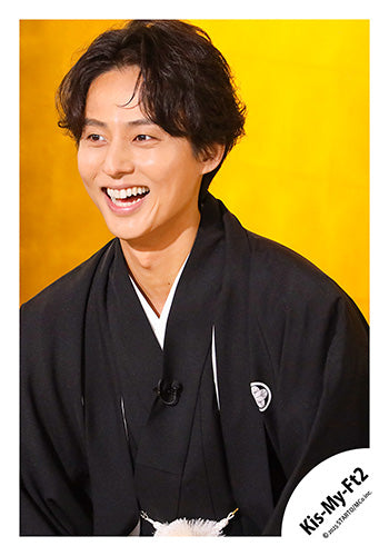 【No.KMF25-081】Single「Curtain call」MV,jacket & Special video off-shot