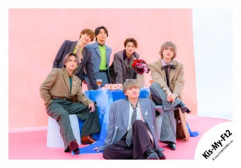 【No.KMF25-411】SINGLE「&Joy」MV & jacket photo off-shot