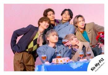 【No.KMF25-414】SINGLE「&Joy」MV & jacket photo off-shot