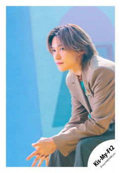 【No.KMF25-426】SINGLE「&Joy」MV & jacket photo off-shot